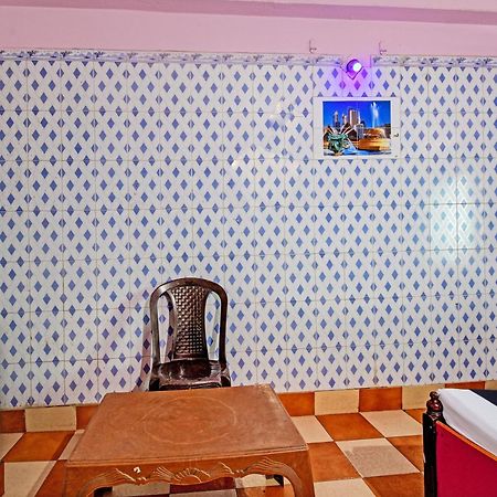 Hotel O Sri Ram Guest House Пури Екстериор снимка