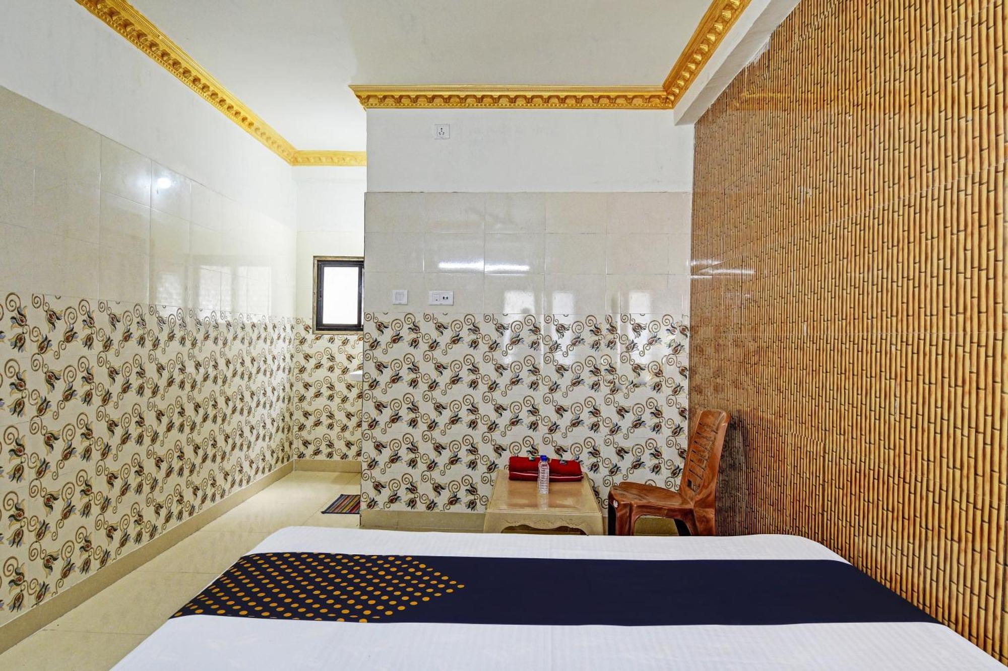 Hotel O Sri Ram Guest House Пури Екстериор снимка